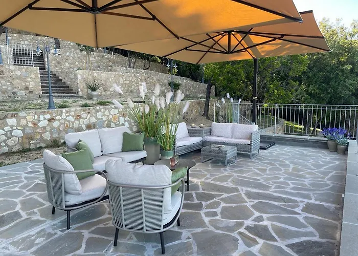 Vakantiehuis Borgo Dell'uccellaia - Quarzo