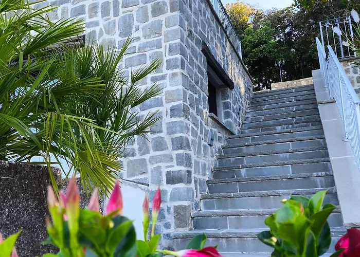 Vakantiehuis Borgo Dell'uccellaia - Quarzo Marciana Marina (Isola d'Elba)